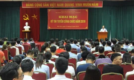 Thi công chức Hà Nội: 2292 người cạnh tranh 345 chỉ tiêu