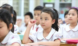 Hà Nội: Học sinh lớp 1 - 6 trở lại trường từ 6/4, có bán trú