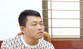 Tạm giữ đối tượng ném con của người yêu cũ xuống sông 