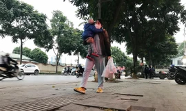 Chủ tịch Hà Nội: Đánh giá hiệu quả lát đá vỉa hè