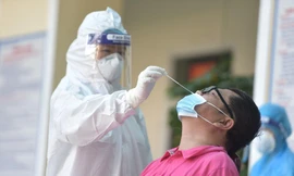 Ngày 8/9, gần 600 người ở Hà Nội khai báo ho, sốt, khó thở