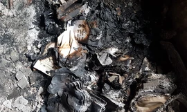 Nhà dân vẫn ngổn ngang sau vụ cháy công ty Rạng Đông