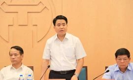 Chủ tịch UBND thành phố Hà Nội Nguyễn Đức Chung phát biểu tại buổi làm việc. Ảnh: Trường Phong