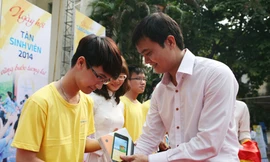 Tặng miễn phí điện thoại cho 200 tân thủ khoa đại học