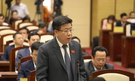 Phó Chủ tịch Hà Nội tiết lộ nguyên nhân công viên xây xong ngăn người dân vào 