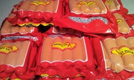 Vụ xúc xích Viet foods: Người bị điều chuyển công tác kêu oan