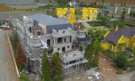 Rừng phòng hộ Sóc Sơn bị 'băm nát' để xây biệt thự.