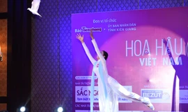 Đi 40km mua chim bồ câu để thả