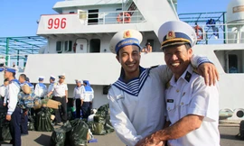 Trường Sa xuân đến, Trường Sa xuân về