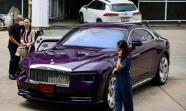 Chi tiết chiếc Rolls-Royce thuần điện của Madam Pang