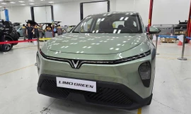 Ảnh thực tế mẫu MPV VinFast Limo Green vừa lộ diện