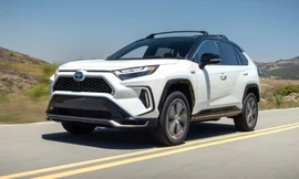 Toyota dẫn đầu thế giới nhờ xe hybrid