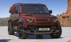 Land Rover Defender thế hệ tiếp theo trình làng với động cơ mới