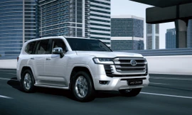 Toyota Land Cruiser tiếp tục cháy hàng tại Nhật Bản