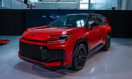 SUV bán chạy nhất của Toyota trình làng thế hệ mới
