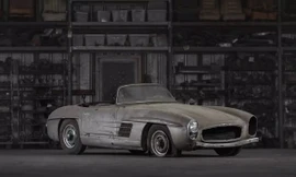 Xế cổ Mercedes 300SL hư hỏng nặng được đấu giá cao bất ngờ