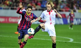 Sevilla 1-4 Barcelona: Barca về lại ngôi đầu bảng