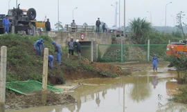 Lần thứ 5 vỡ ống nước Sông Đà về Hà Nội