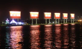 Câu chào năm mới khổng lồ ở TP HCM