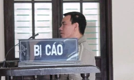 Giận vợ, mang xe máy đốt rồi... giết hàng xóm