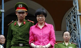 Các vấn đề liên quan đến sai phạm mà Huỳnh Thị Huyền Như là nhân vật chủ chốt của 'đại án' vẫn chưa được làm rõ trong suốt thời gian 6 ngày mà HĐXX làm việc - Ảnh: Hữu Vinh