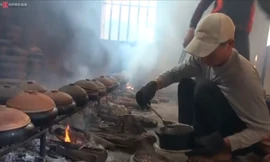 Cá kho làng 'Vũ Đại' vào vụ Tết