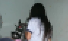 Bé gái 14 tuổi nhiều lần bị người tình của mẹ hãm hiếp