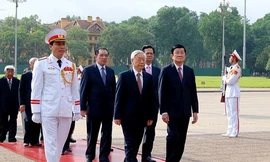 Lãnh đạo Đảng, Nhà nước viếng Chủ tịch Hồ Chí Minh