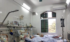 Nữ sinh bị ô tô 'điên' cán trên phố Xã Đàn đã tỉnh