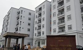 Hai quận Từ Liêm mới muốn tăng gấp đôi nhân sự, thêm xe công