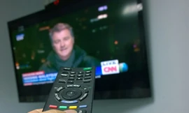 Nhà đài giảm cước vì áp lực cạnh tranh