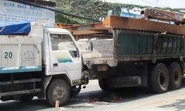 Người đàn ông chết thảm vì bị ép chặt giữa hai ô tô 