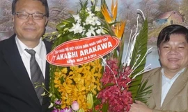 Ông Trí đón 2 đối tác Hàn Quốc và Nhật Bản tại Hà Nội.