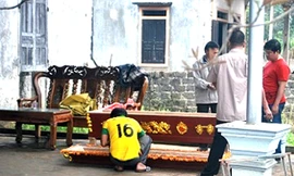 Mâu thuẫn trên bàn bi-a, đánh bạn đến chết