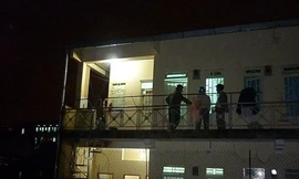 Kinh hoàng phát hiện bạn chết cứng trong KTX