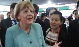 Thủ tướng Đức đi chợ ở Trung Quốc