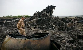 Hiện trường vụ máy bay Malaysia rơi ở miền Đông Ukraine