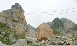 Sạt mỏ đá, hai công nhân thiệt mạng