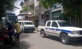 Kinh hãi xác người đàn ông lơ lửng trong nhà nghỉ