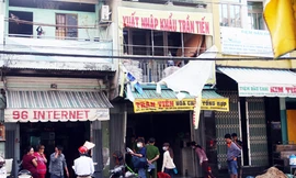 Cháy nhà 3 tầng chứa hóa chất sát chợ Kim Biên