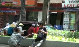 Người nghiện vô tư chích hút ở công viên trung tâm TP HCM