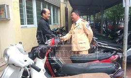 Nhận lại xe máy sau 4 năm bị mất