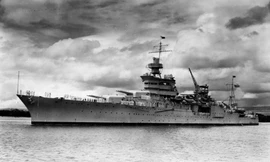 Tàu tuần dương USS Indianapolis (CA-35) của Mỹ bị ngư lôi của tàu ngầm Nhật Bản đánh chìm cách đây 70 năm. Ảnh: Hải quân Mỹ