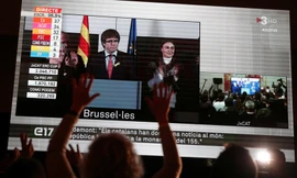 Phe ly khai của ông Puigdemont đạt đa số ghế trong Nghị viện Catalonia. Ảnh: Reuters