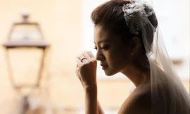 An Dĩ Hiên gây bất ngờ vì đột ngột tuyên bố kết hôn.