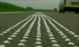 Kỳ lạ những con đường âm nhạc nổi tiếng trên thế giới