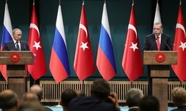 Tổng thống Nga Vladimir Putin và người đồng cấp Thổ Nhĩ Kỳ họp báo chung tại Ankara hôm 28/9. Ảnh: Sputnik