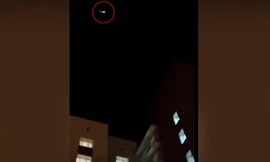 Quả cầu lửa bí ẩn bay qua khu dân cư ở miền nam nước Nga. 