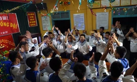 Ngày đầu năm sôi động trên đảo Nam Yết