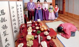 Các gia đình châu Á có gì trên mâm cỗ ngày tết